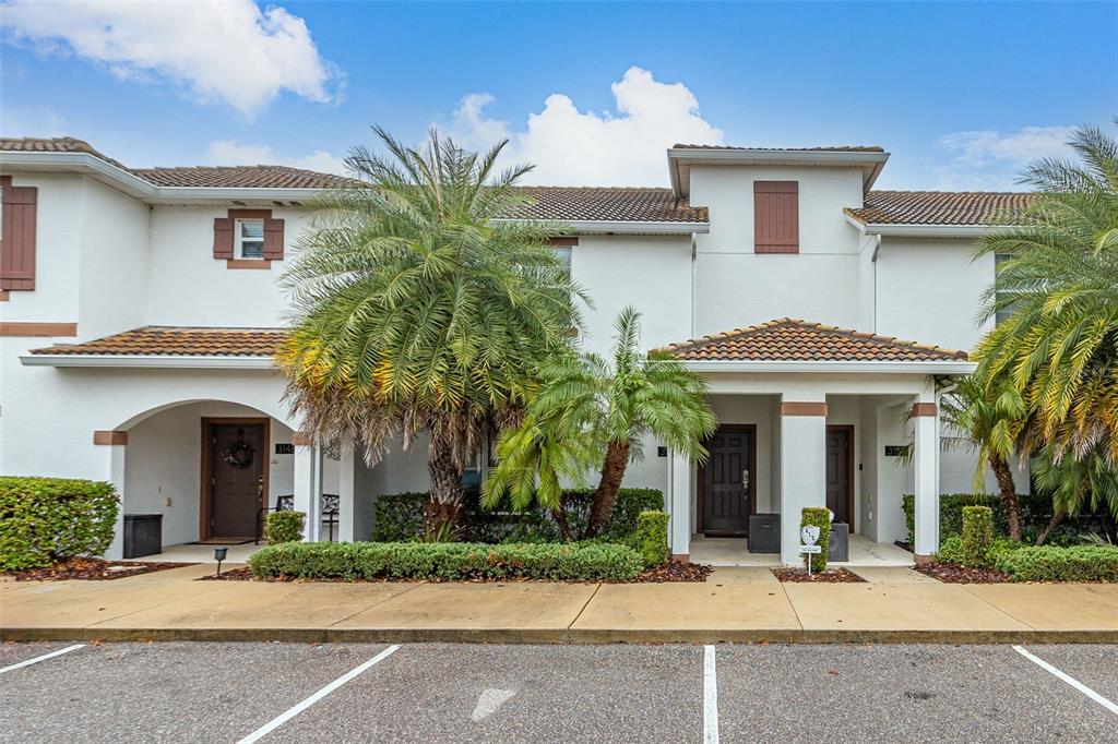 4 bedroom Town house For Sale