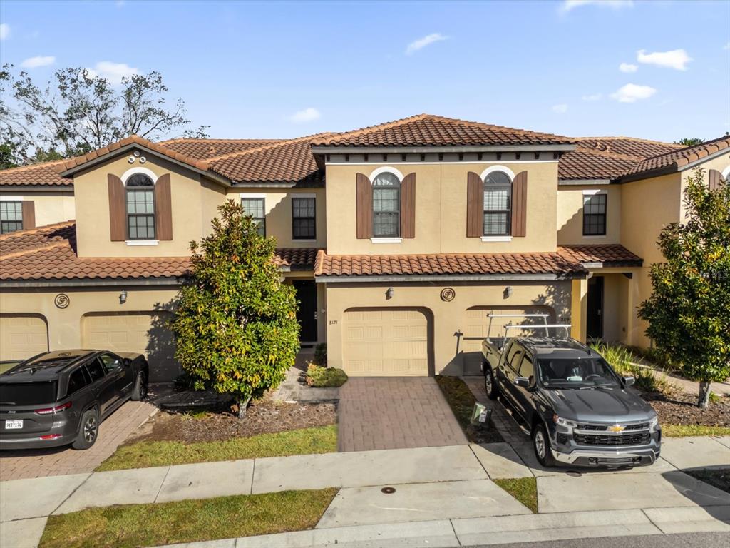 3 bedroom Town house For Sale