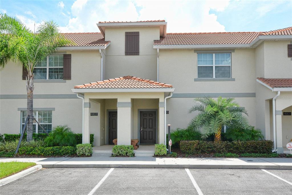 4 bedroom Town house For Sale
