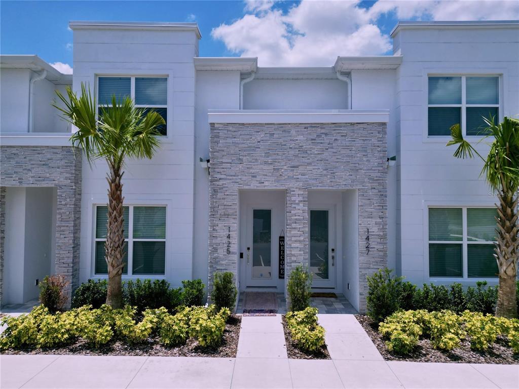 3 bedroom Town house For Sale