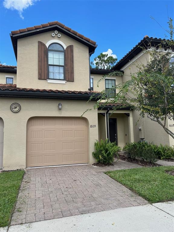 3 bedroom Town house For Sale