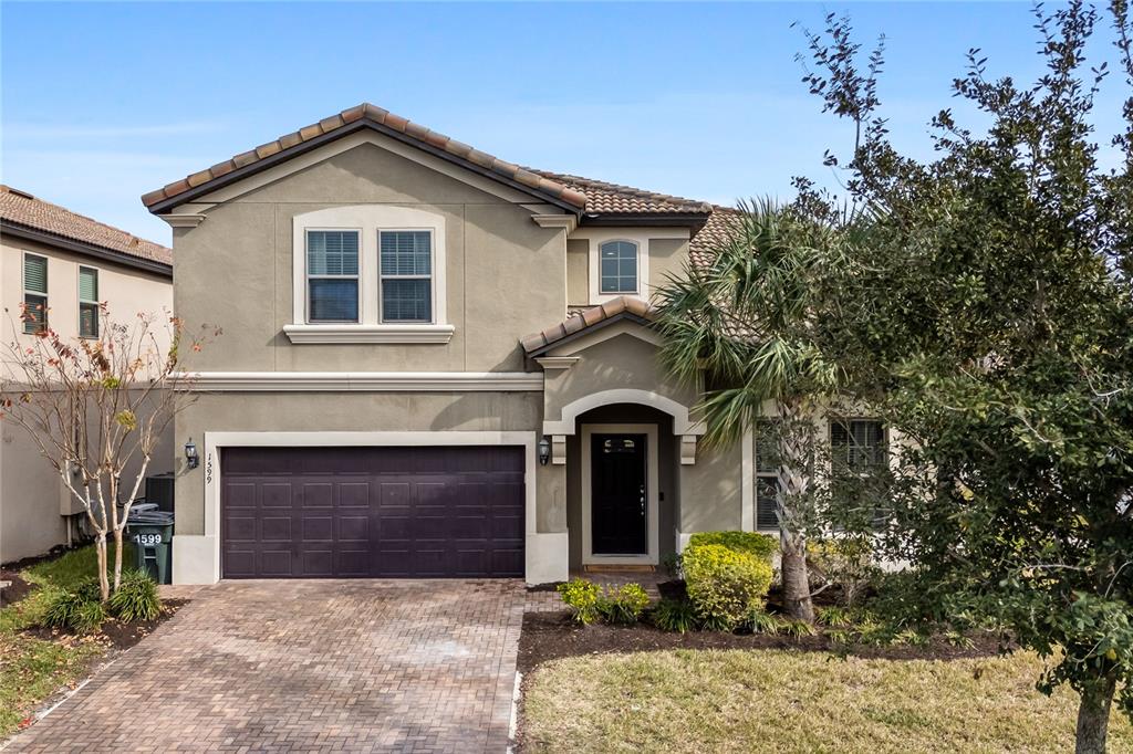 8 bedroom Property For Sale