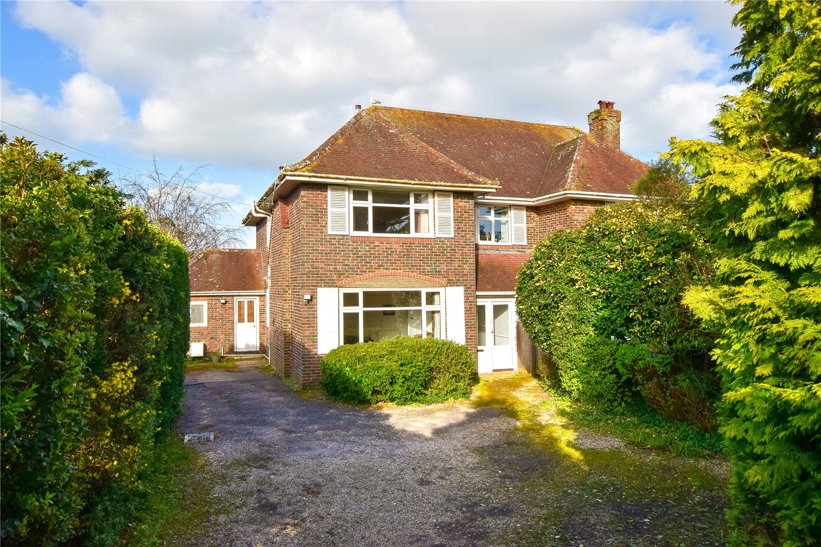 2 bedroom Semi-detached house For Sale