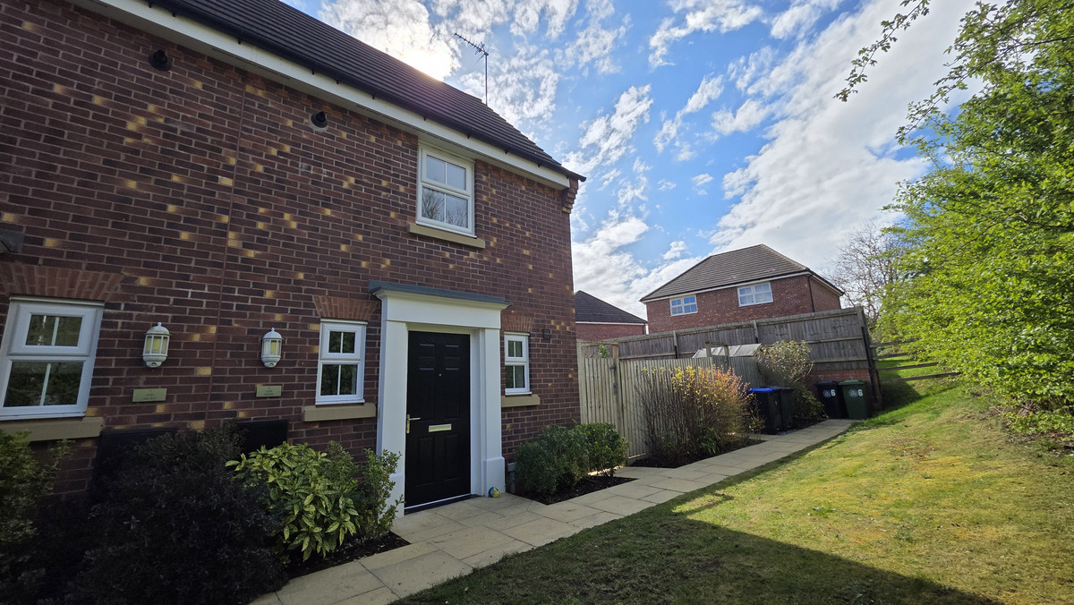 1 bedroom House (unspecified) For Sale