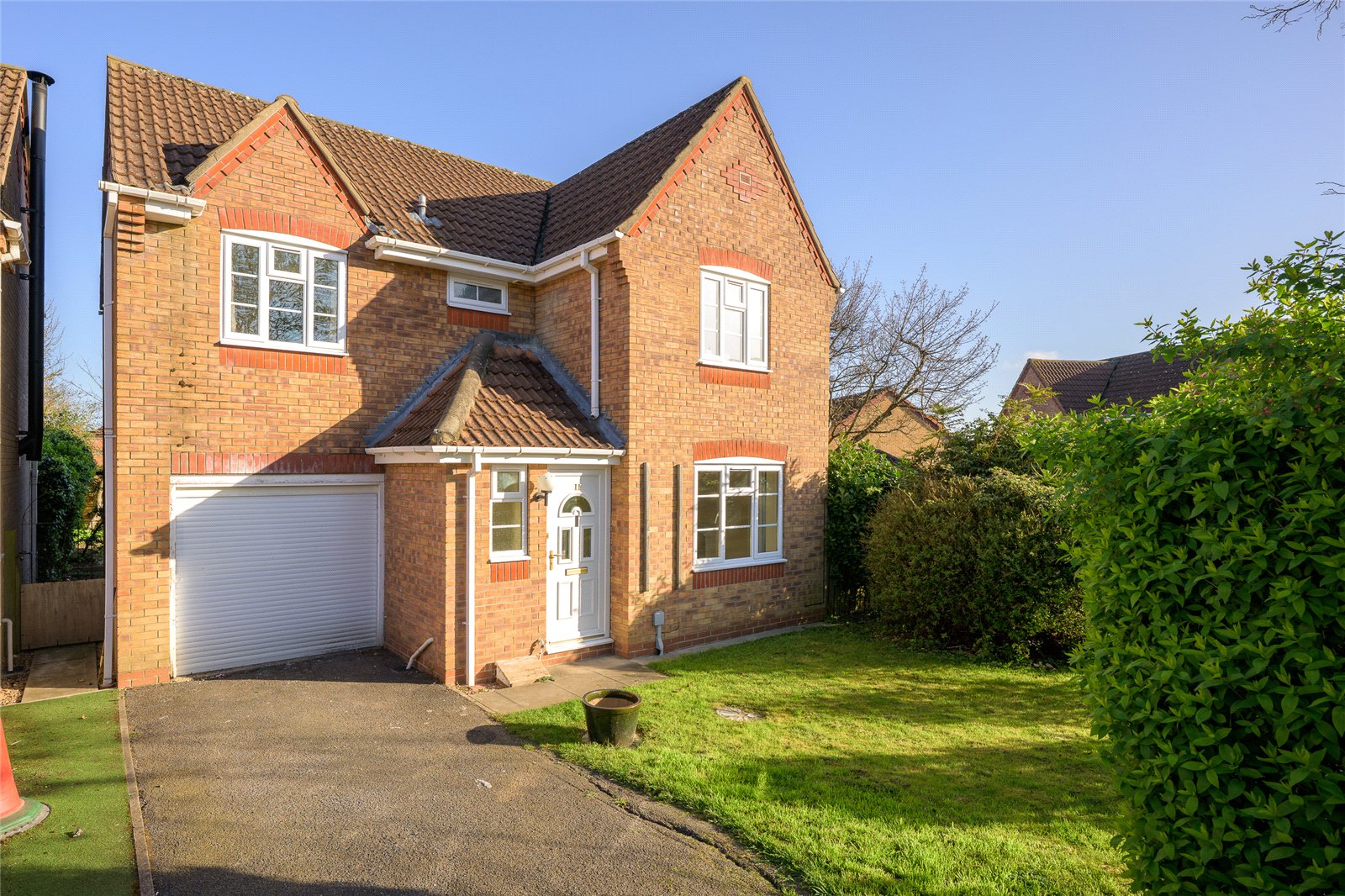4 bedroom Detached house Under Offer