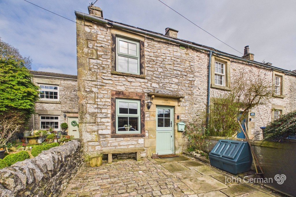 1 bedroom Cottage For Sale