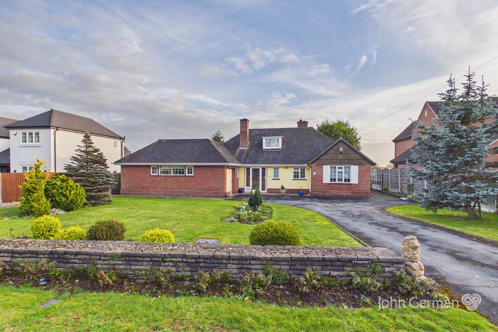 2 bedroom Detached house For Sale