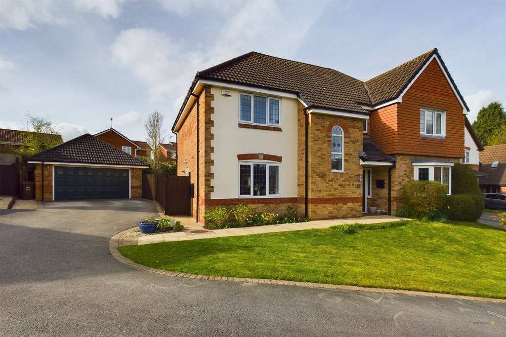5 bedroom Detached house For Sale