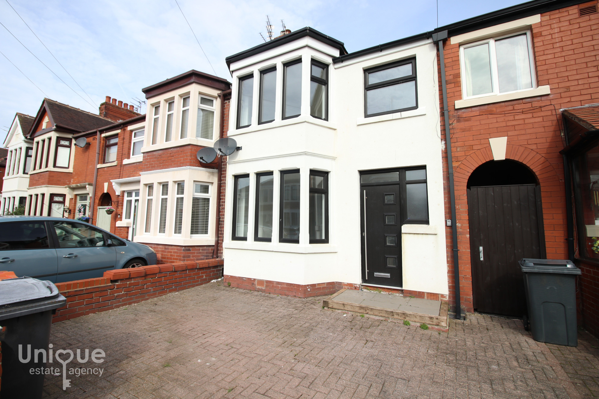 3 bedroom Terraced House Under Offer