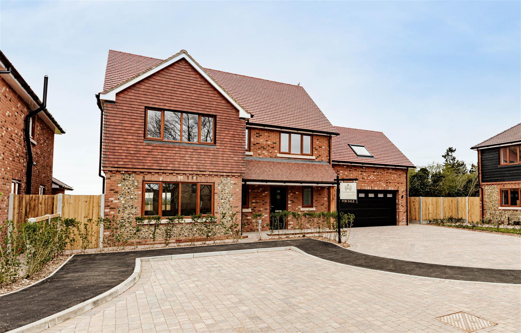 4 bedroom Detached house Under Offer