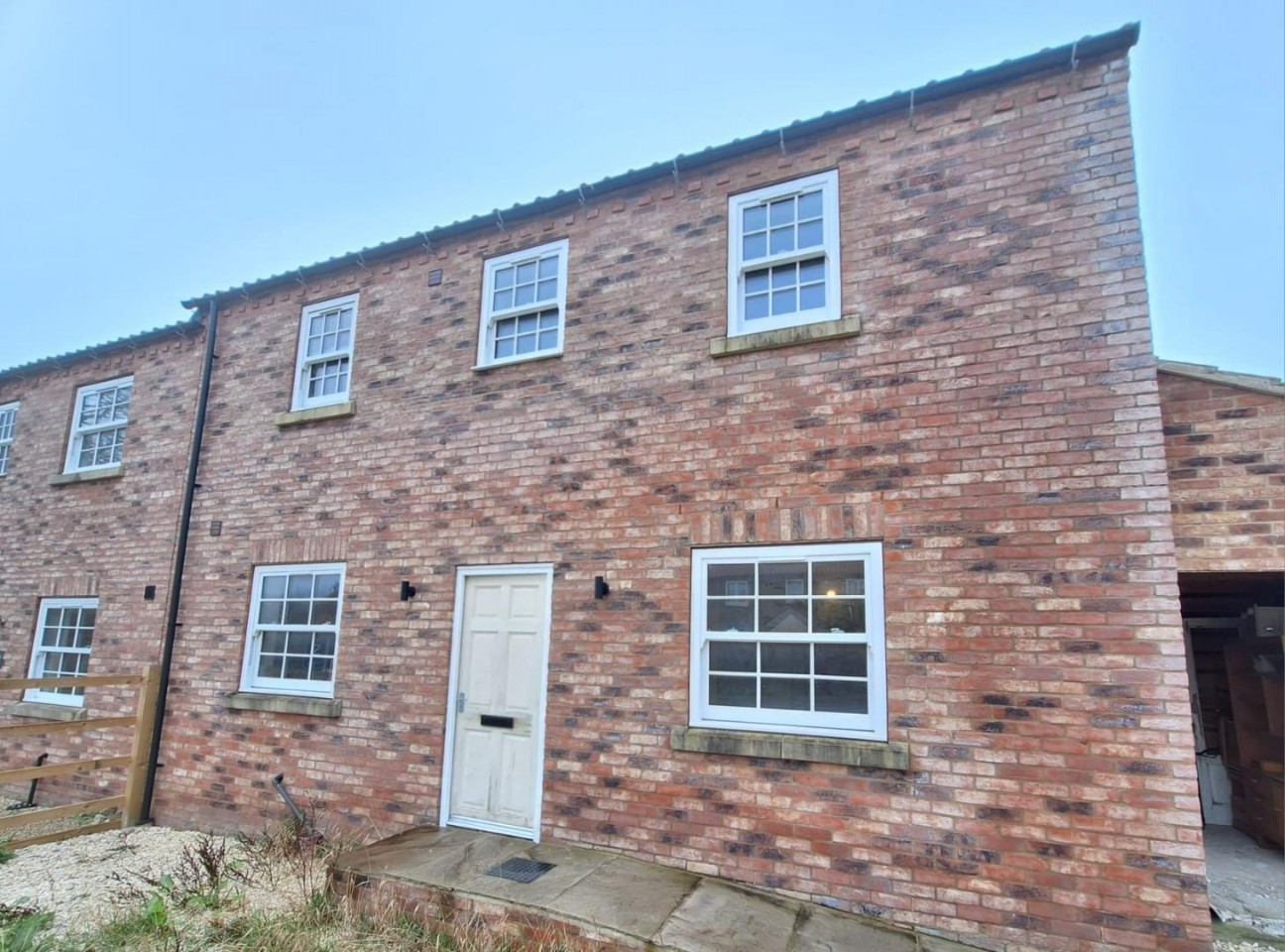4 bedroom Semi-detached house For Sale