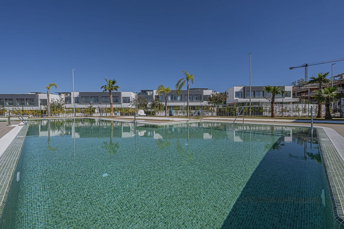 4 bedroom Villa For Sale