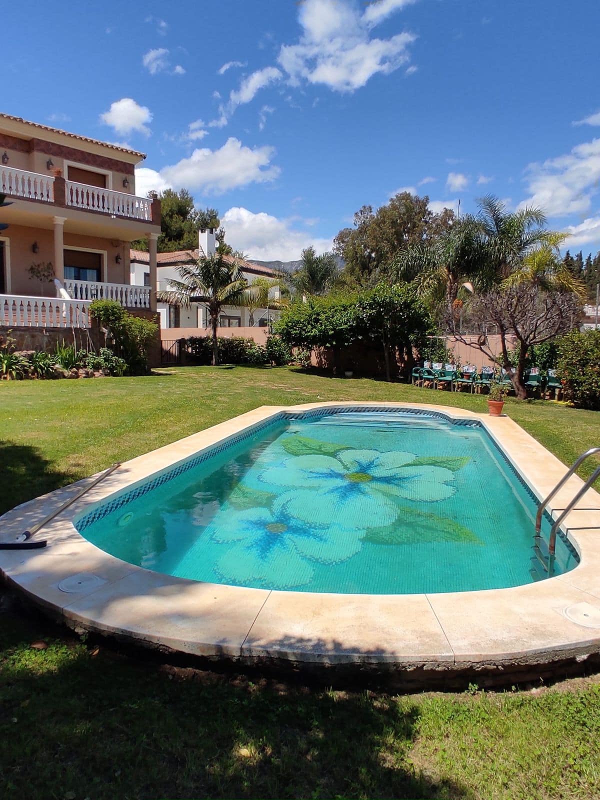4 bedroom Villa For Sale
