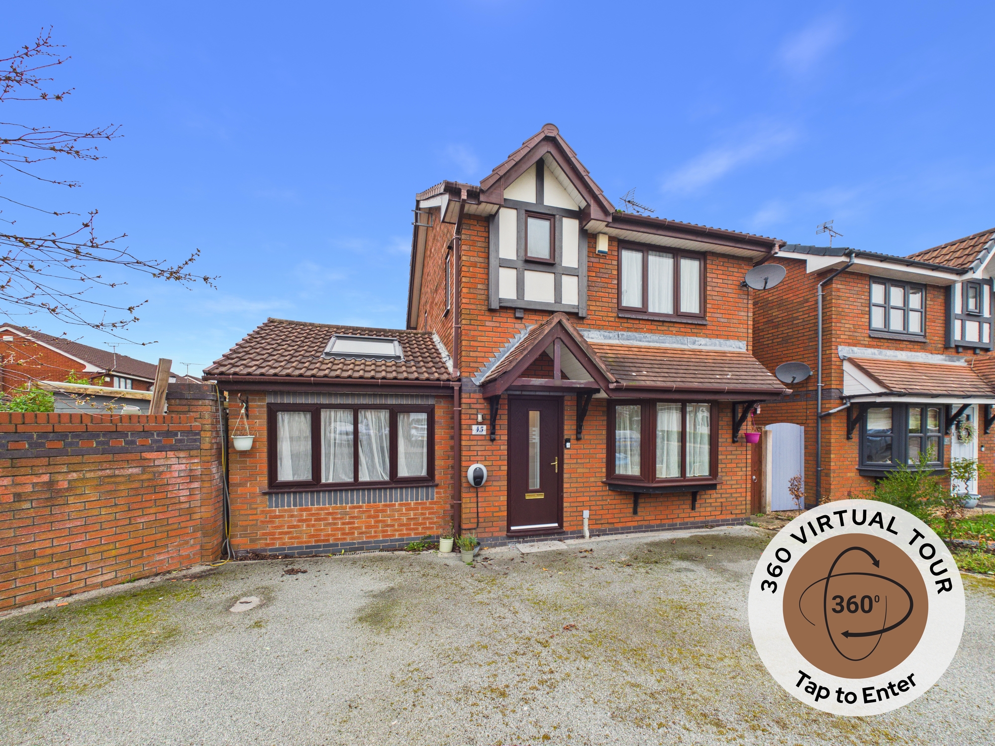 3 bedroom Detached house For Sale