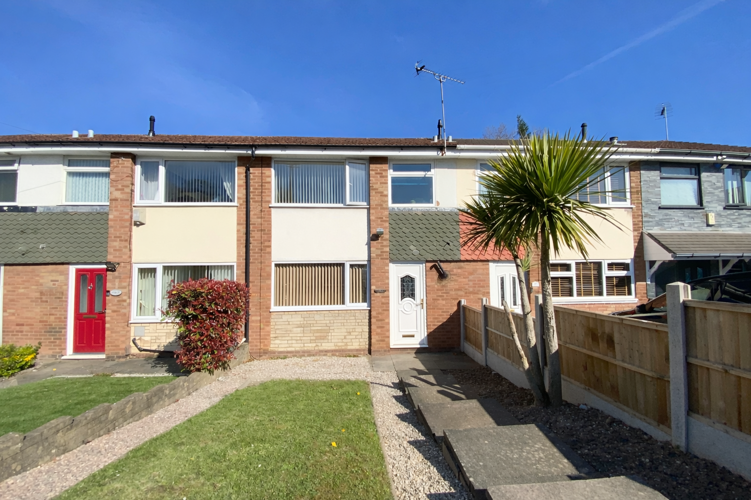3 bedroom Terraced House Under Offer