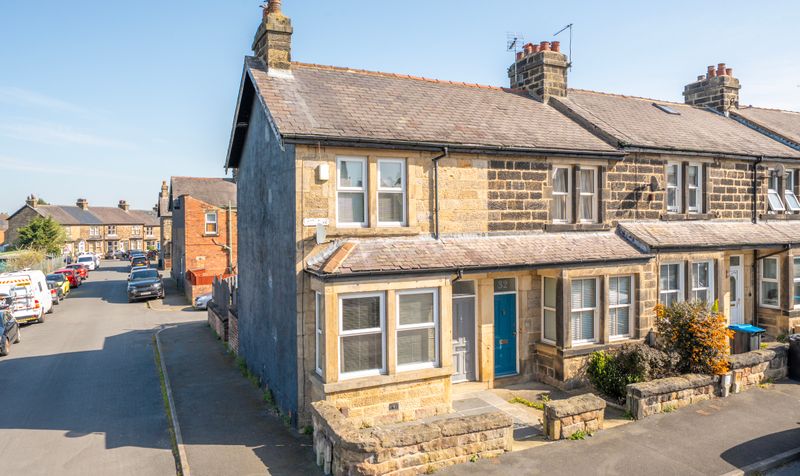 2 bedroom Terraced House Under Offer