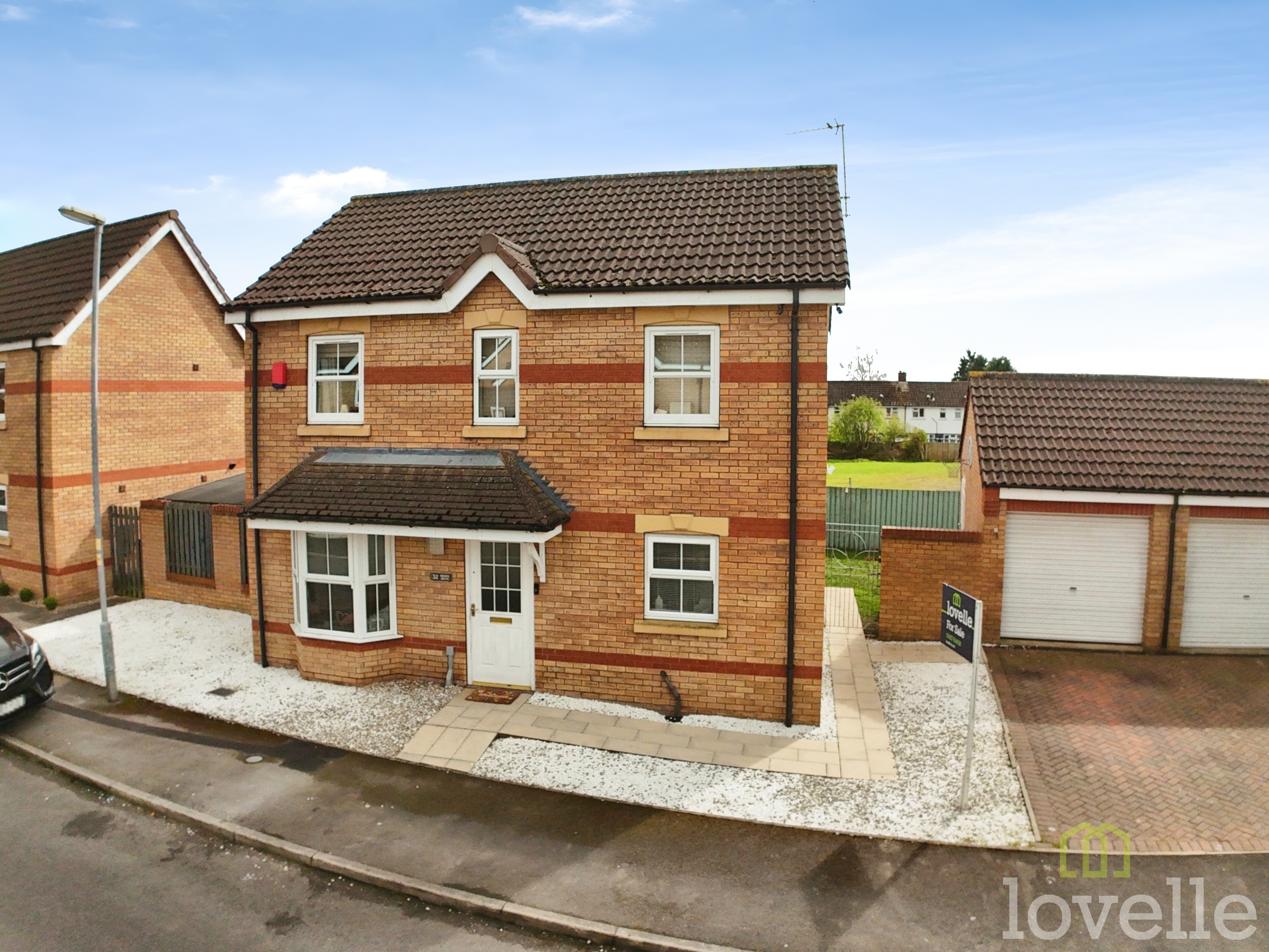4 bedroom Detached house For Sale