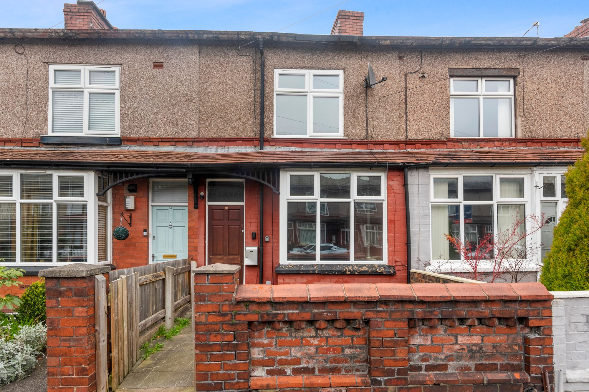2 bedroom Terraced House Under Offer