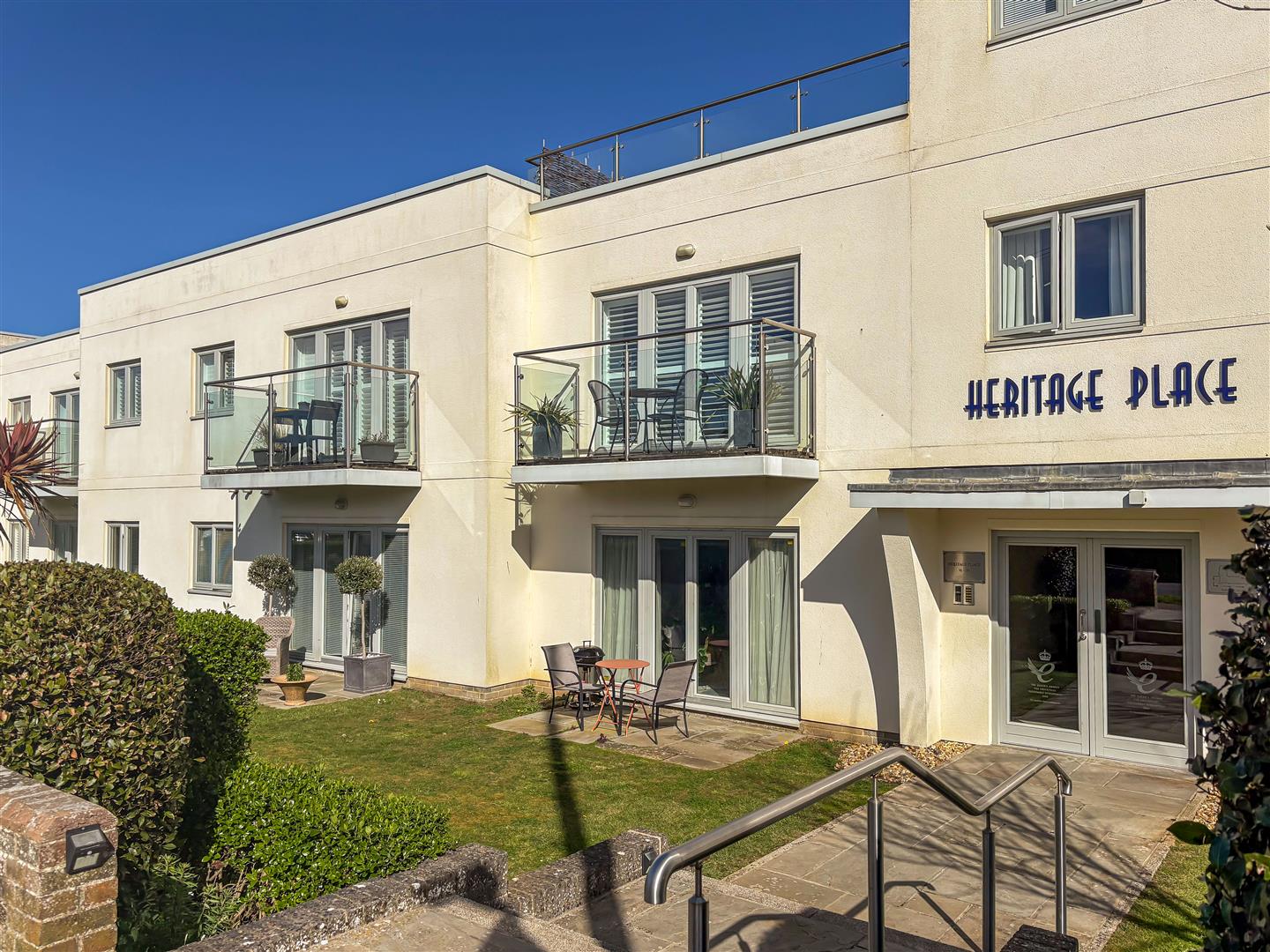 2 bedroom Apartment Sold