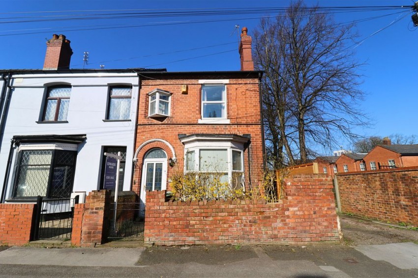 3 bedroom End of terrace house For Sale