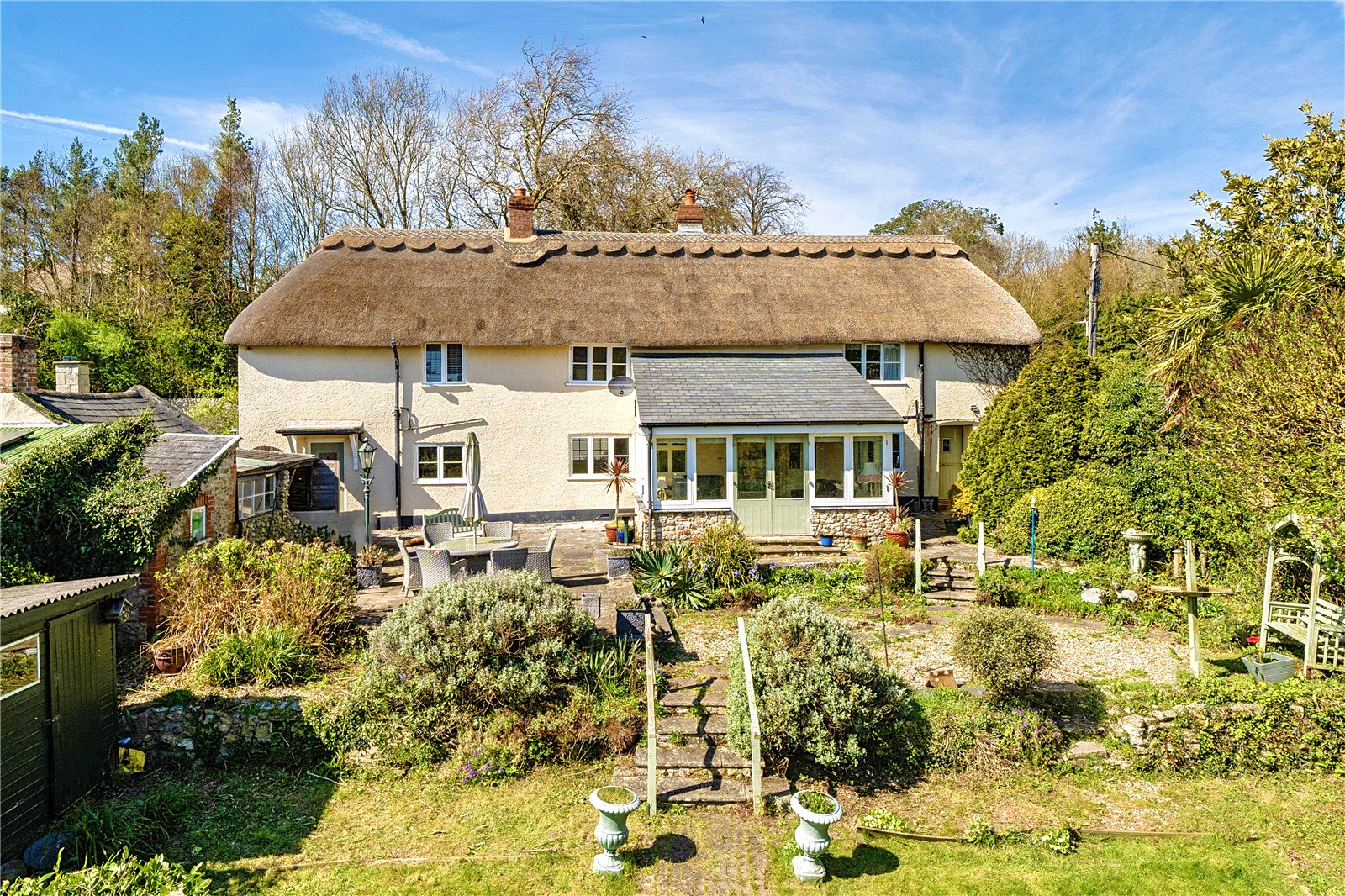3 bedroom Detached house For Sale