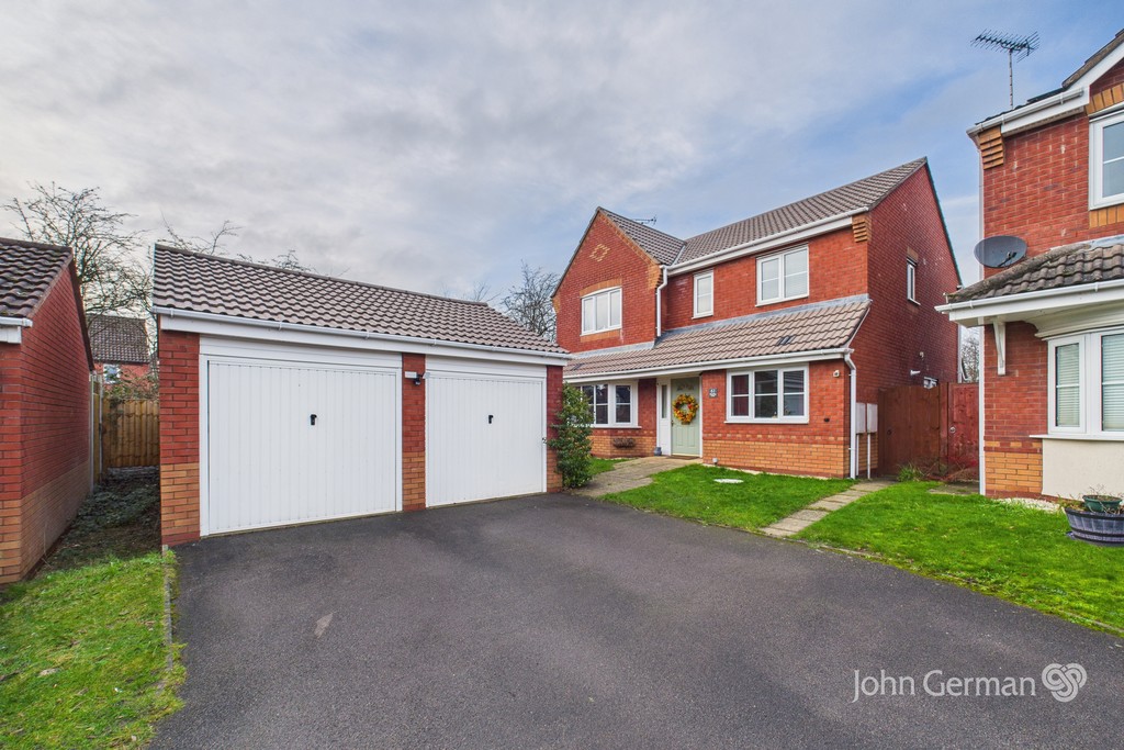4 bedroom Detached house For Sale