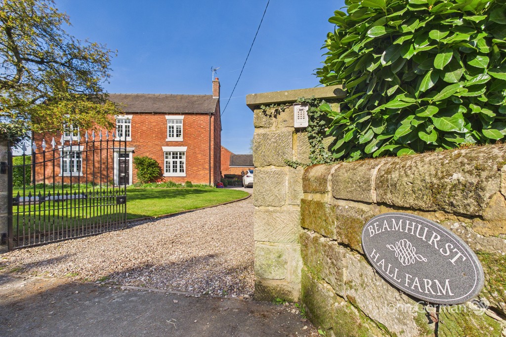6 bedroom Detached house For Sale