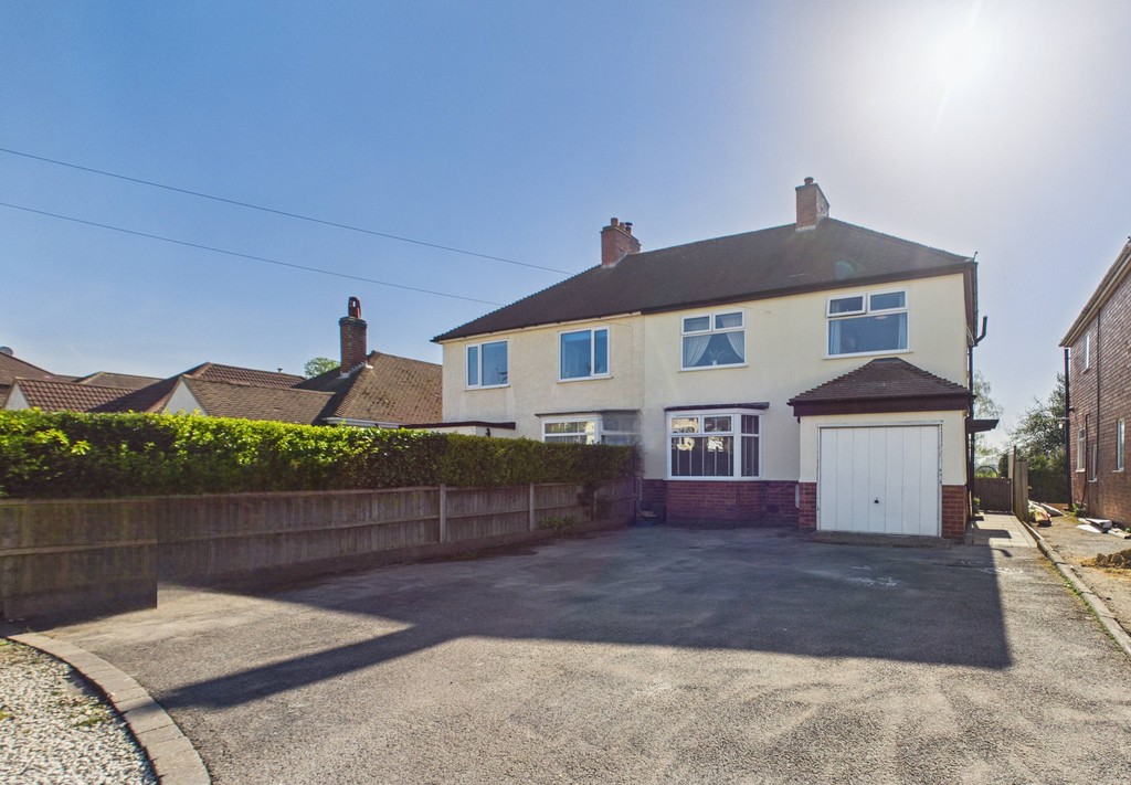 3 bedroom Semi-detached house For Sale