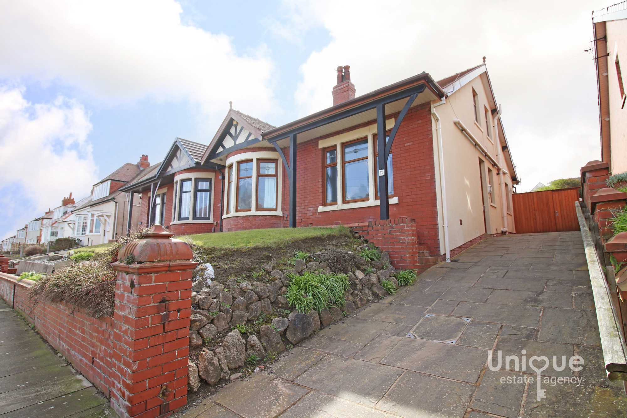 3 bedroom Block of Apartments For Sale