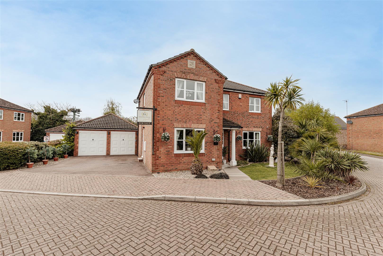 4 bedroom Detached house For Sale