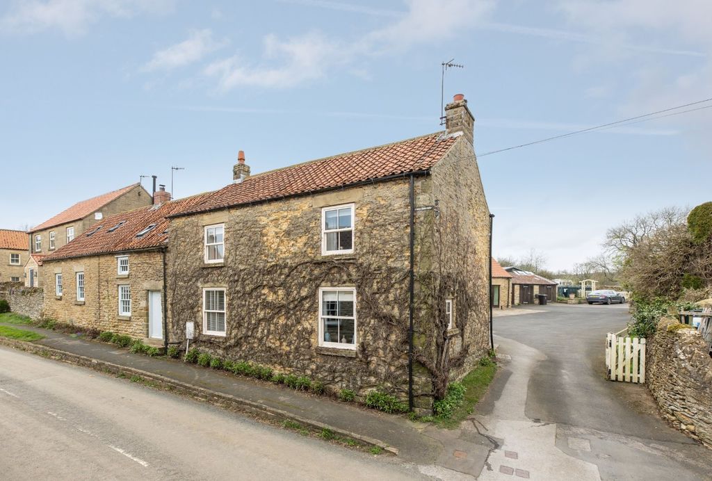 2 bedroom Cottage Under Offer