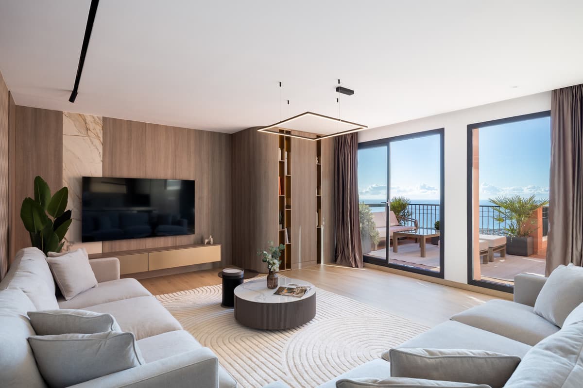 3 bedroom Apartment For Sale