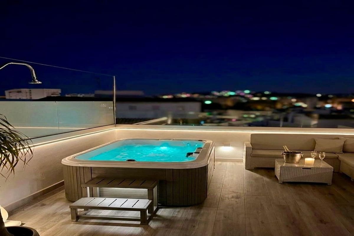 4 bedroom Villa For Sale