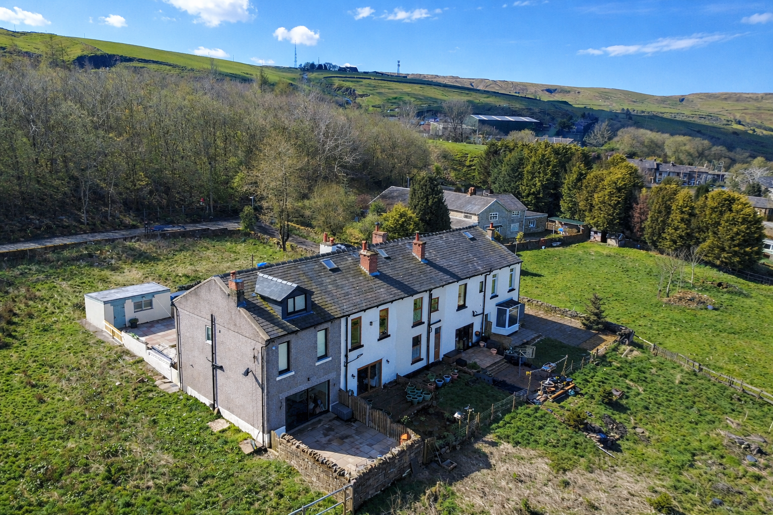 3 bedroom End of terrace house For Sale