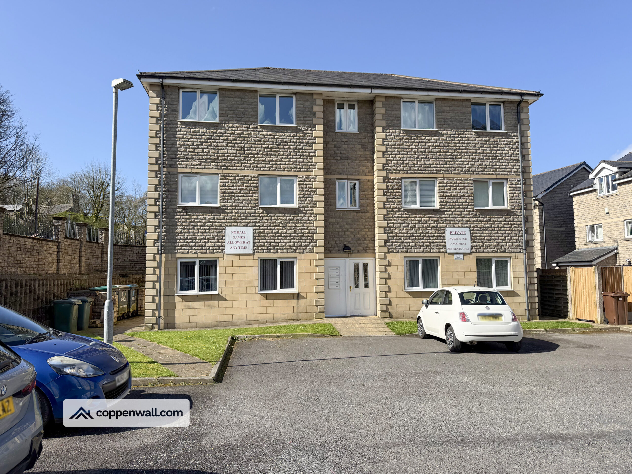2 bedroom Apartment To Let