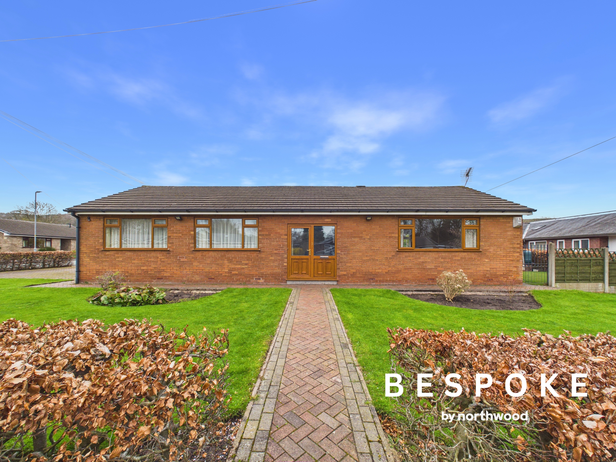 3 bedroom Detached bungalow Under Offer