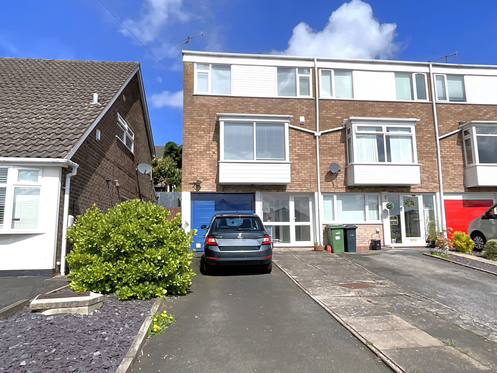 4 bedroom Town house For Sale