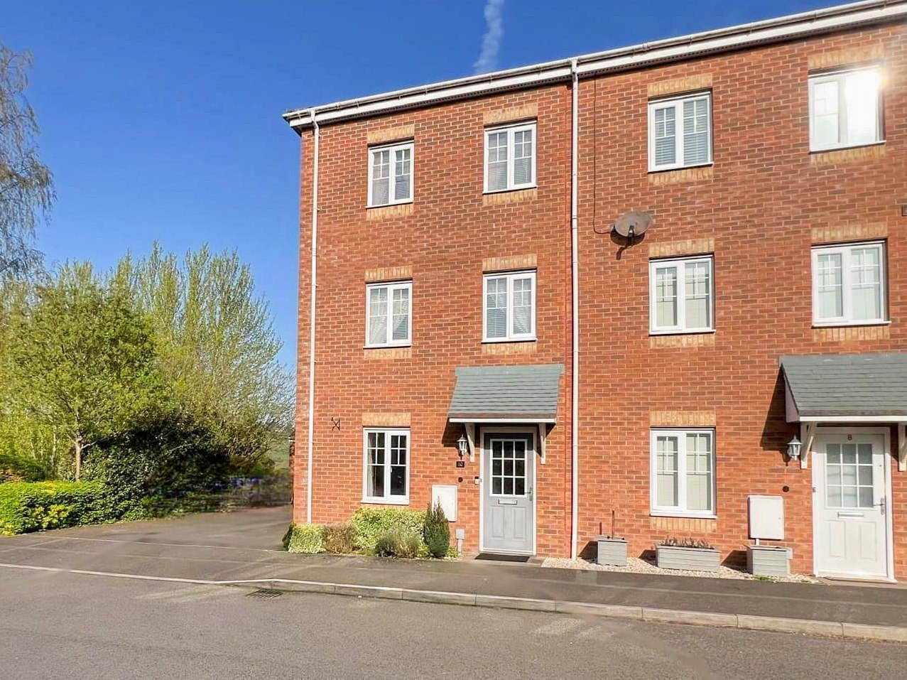 4 bedroom Town house Under Offer