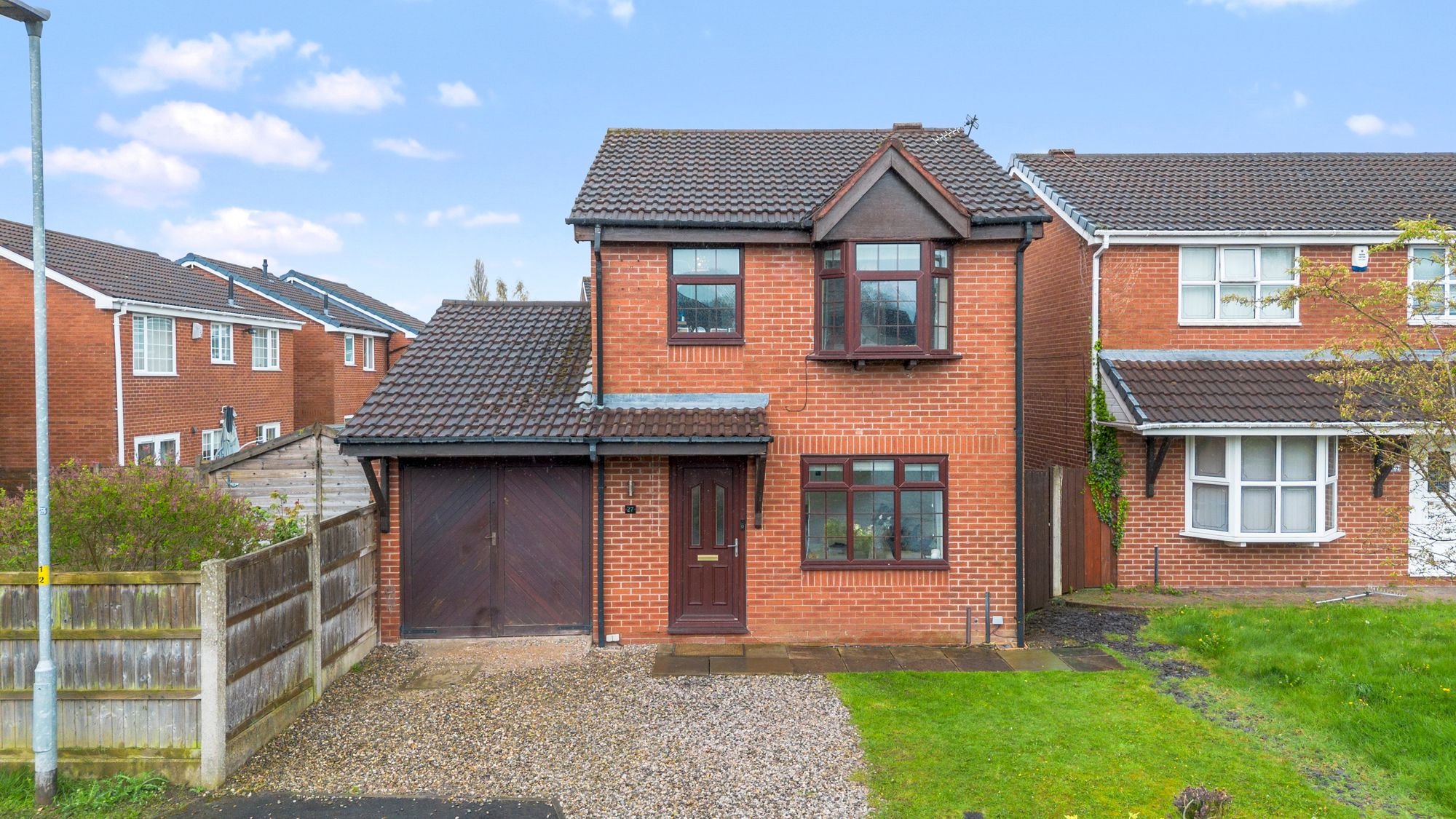 3 bedroom Detached house For Sale