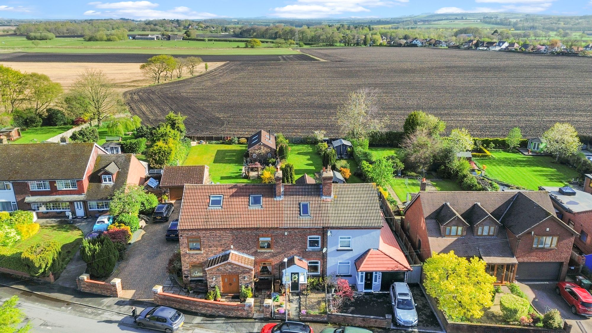 3 bedroom Terraced House Under Offer
