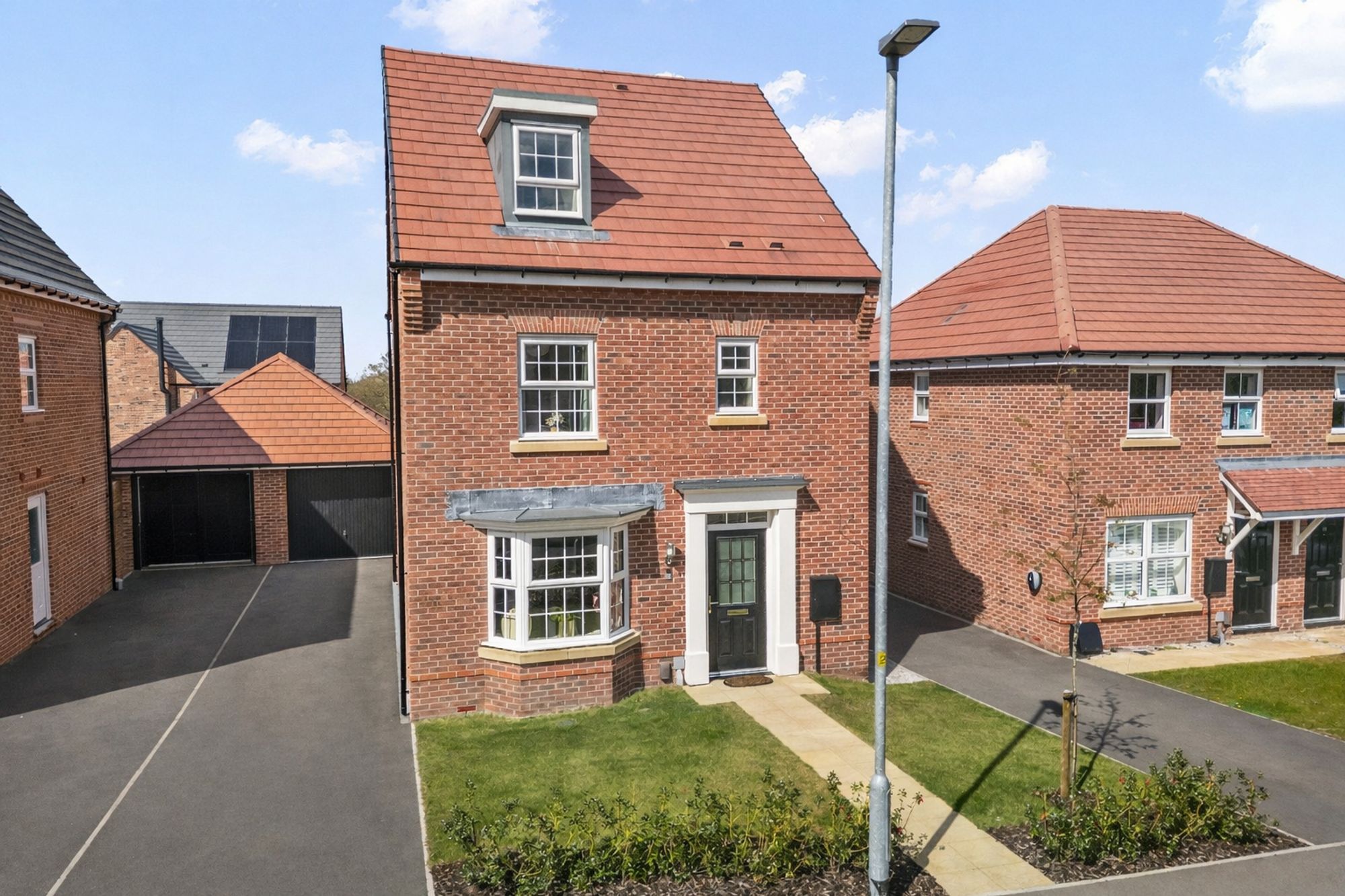 4 bedroom Detached house For Sale