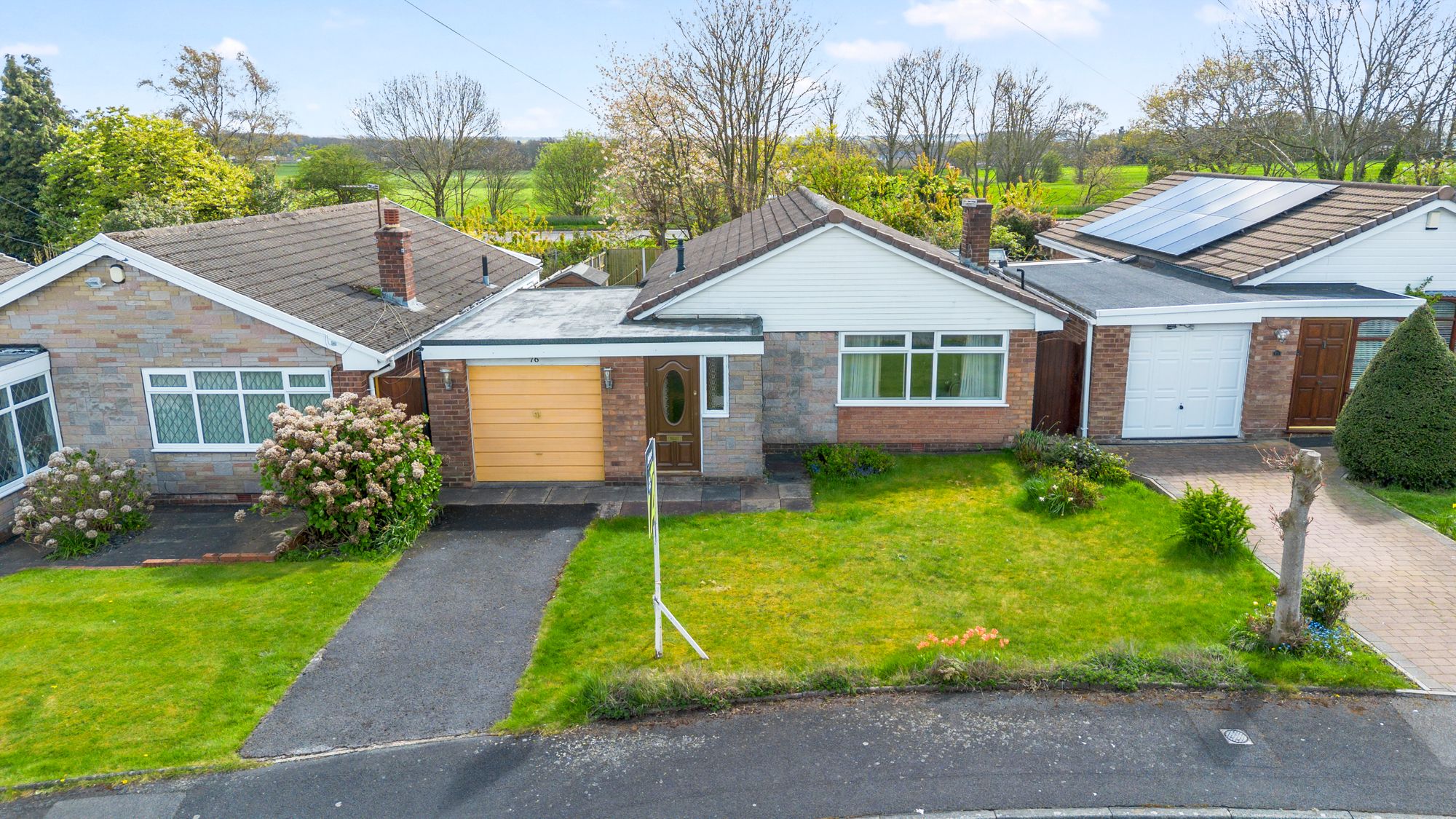 3 bedroom Detached bungalow For Sale