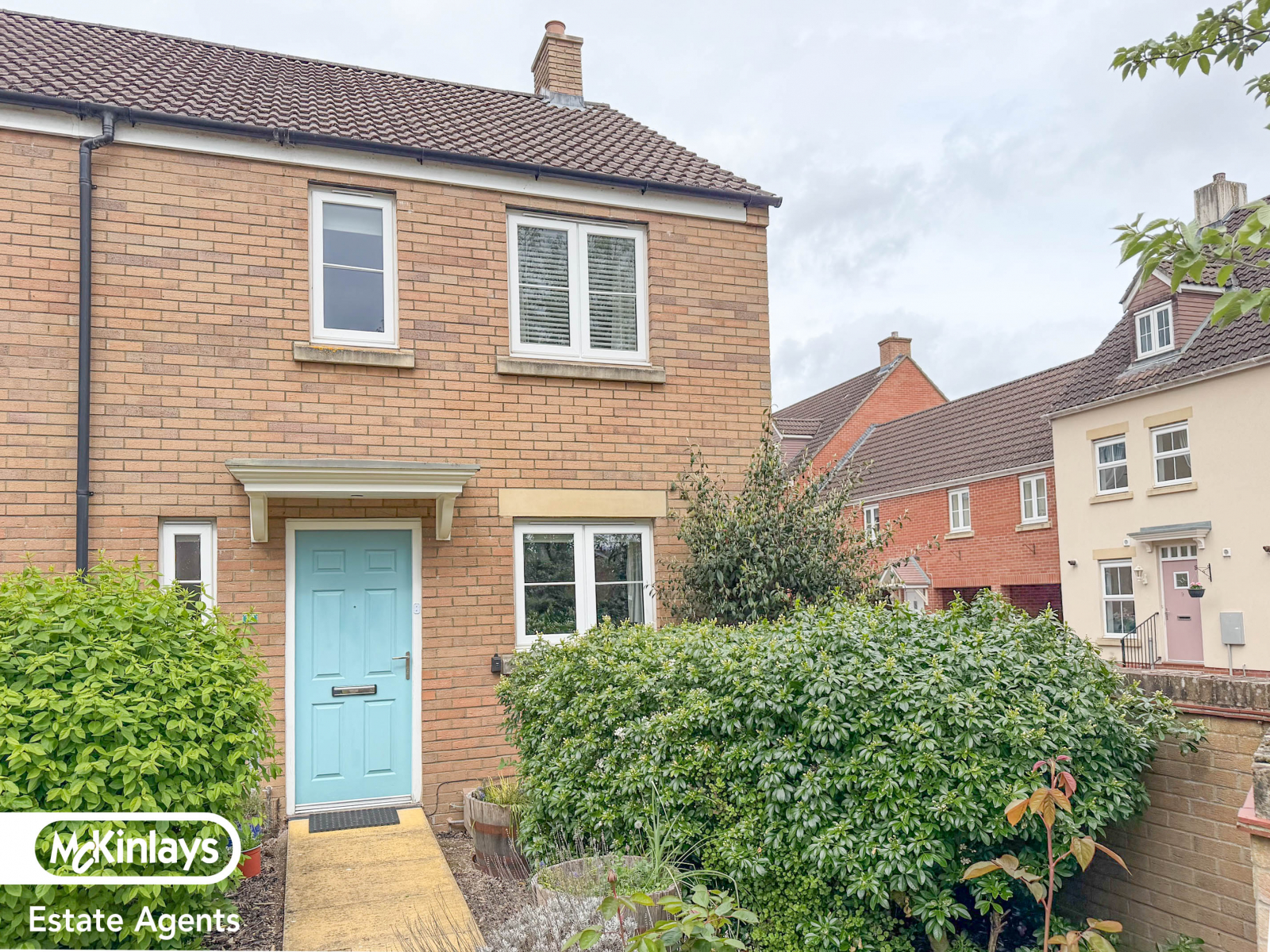 3 bedroom End of terrace house Let
