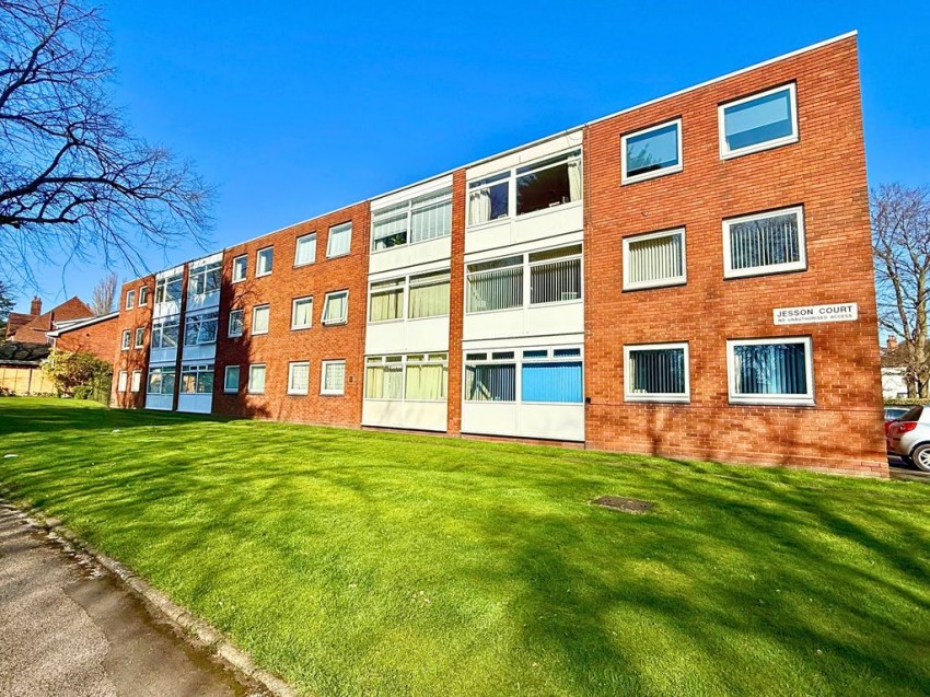 2 bedroom Apartment Under Offer