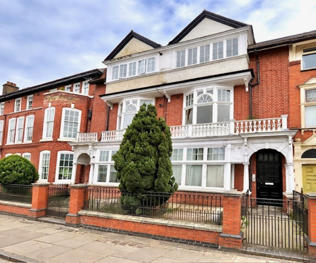 1 bedroom Studio flat To Let