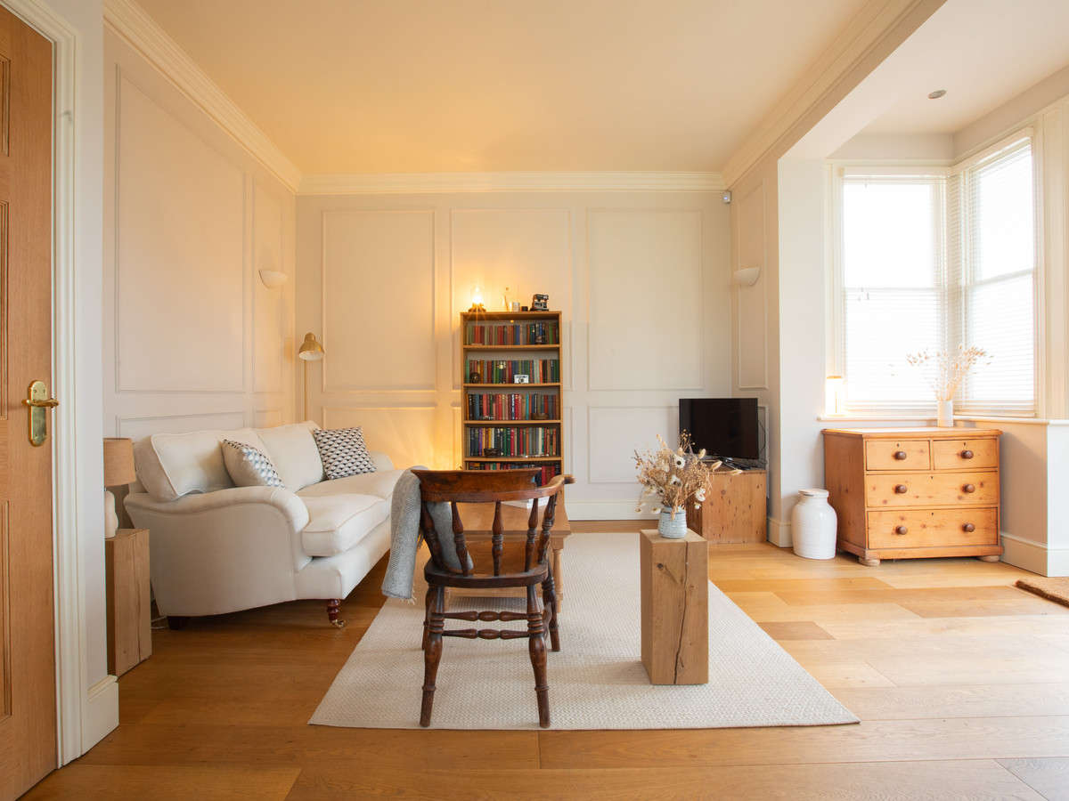1 bedroom Character Property For Sale