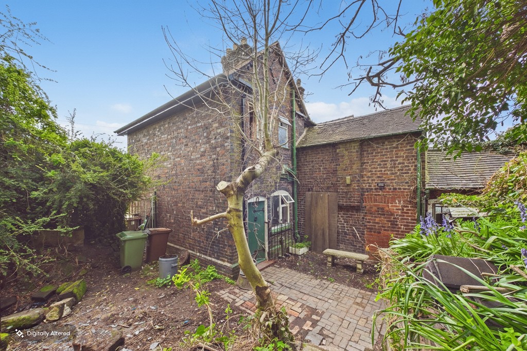 1 bedroom  For Sale