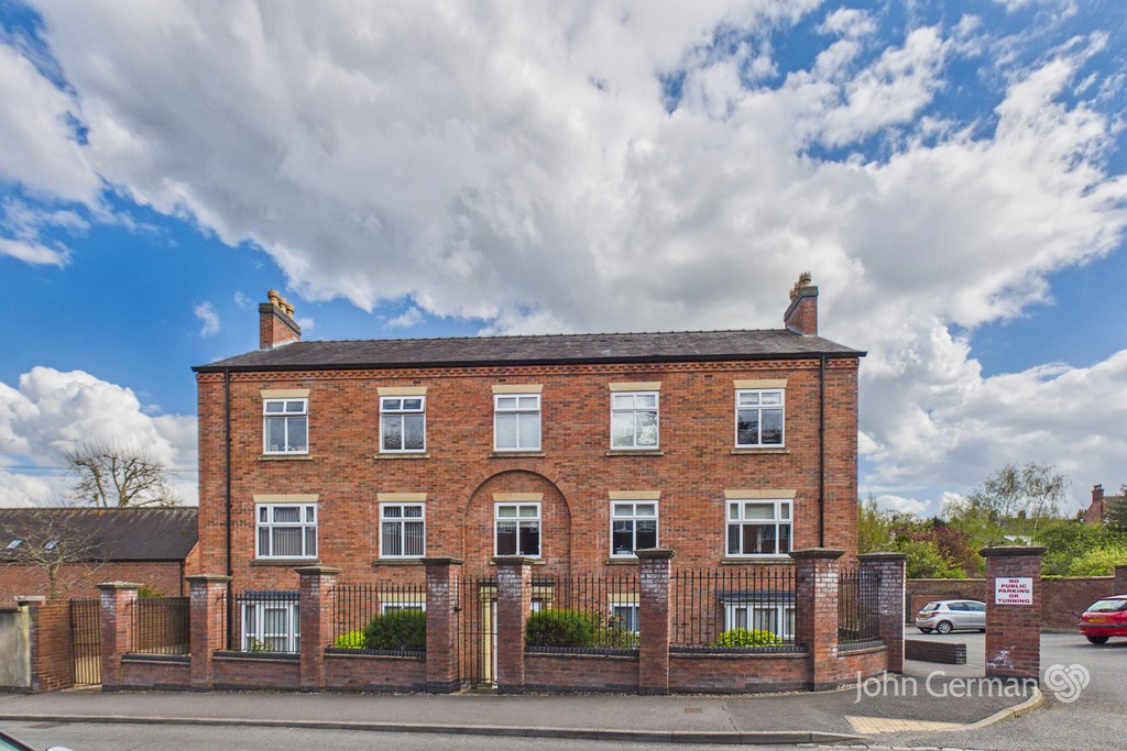 1 bedroom Apartment For Sale