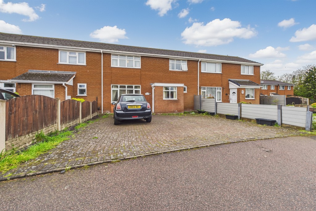 3 bedroom  For Sale