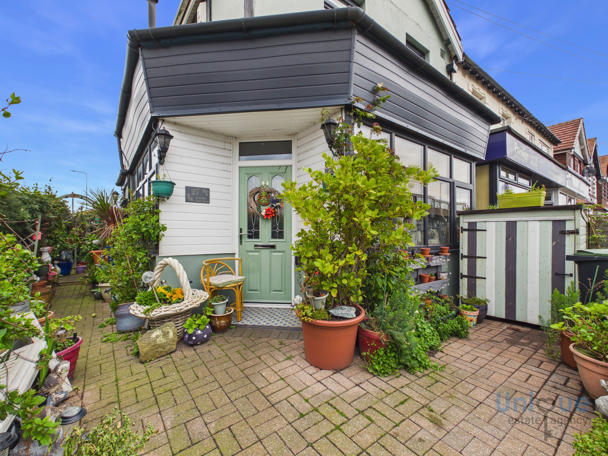 5 bedroom Semi-detached house For Sale